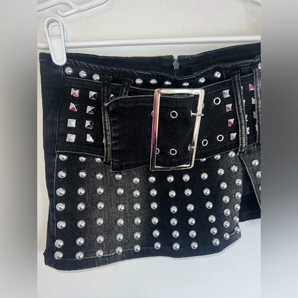 Current Mood Dream Closet Studded Denim Skort Black small - Picture 4 of 11